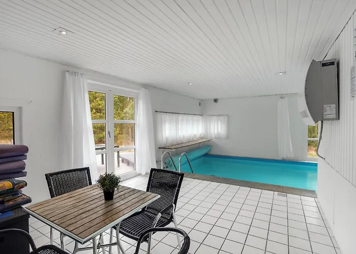 Holiday home Stunning In Romo With Sauna